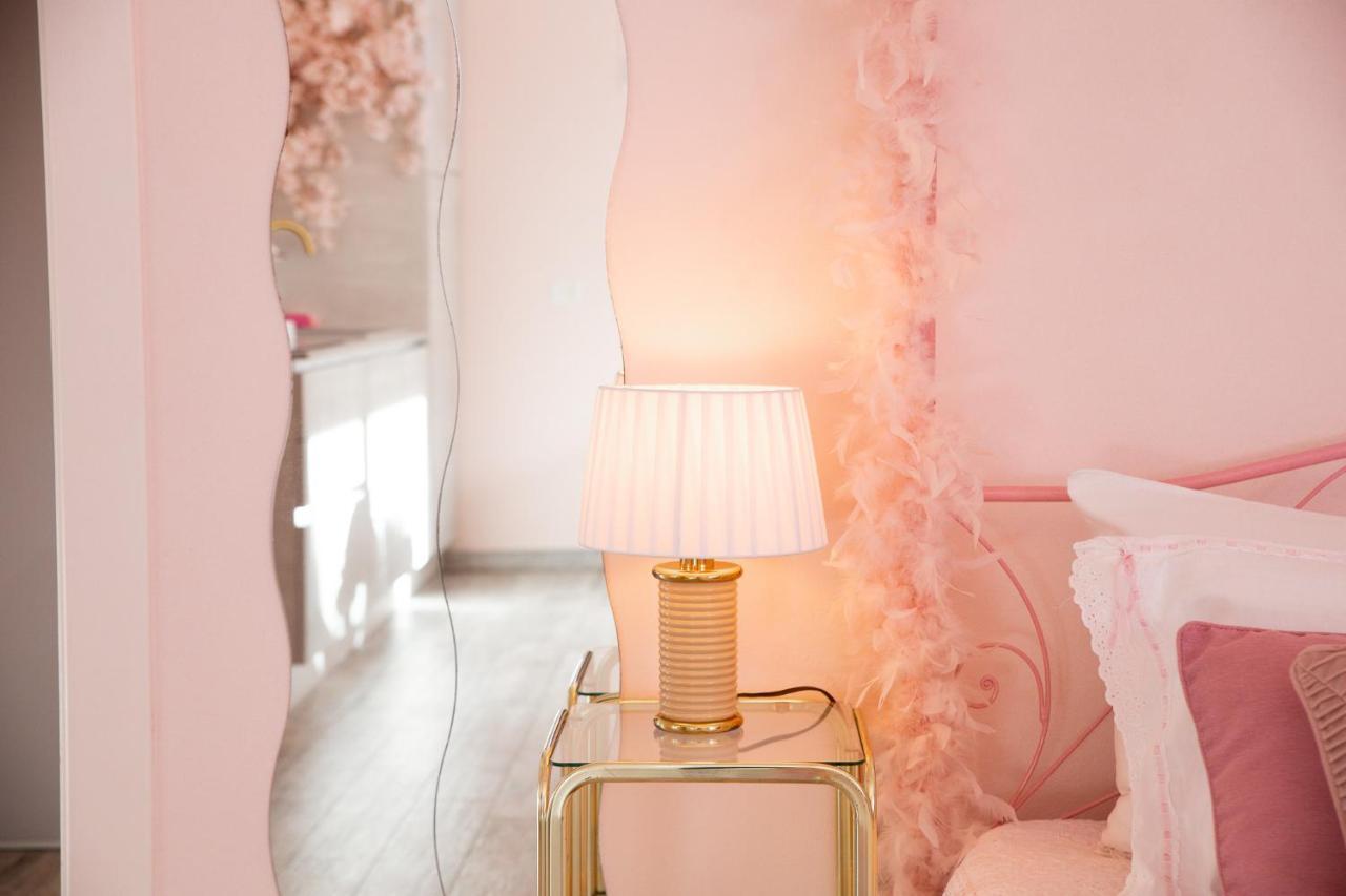 Villetta Tinmar Barbie House Verona Exteriér fotografie