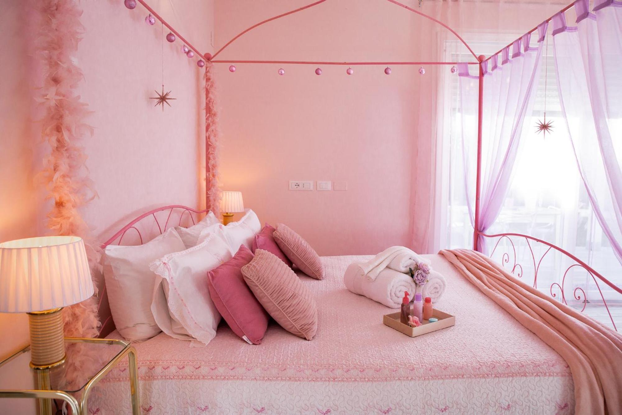 Villetta Tinmar Barbie House Verona Exteriér fotografie